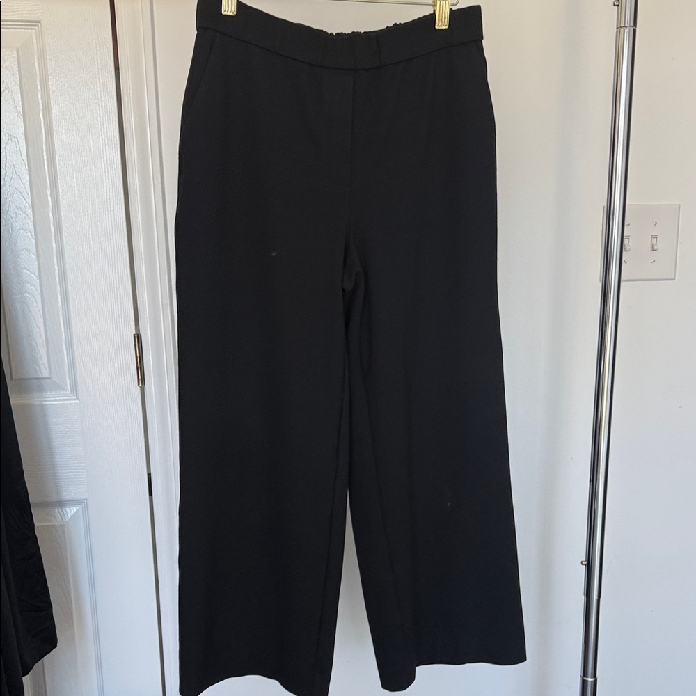 Theory stretchy crop trouser pant M
